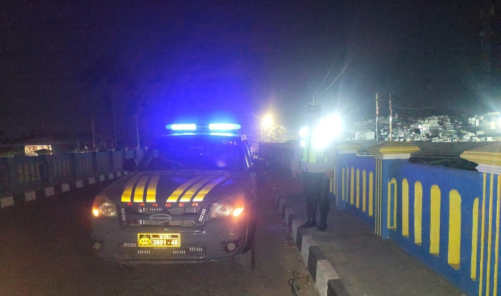 Polsek Klari Patroli Dinihari Antisipasi 3C dan Tawuran di Jembatan Belendung