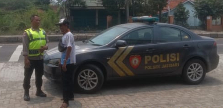 Personil Polsek Jatisari Laksanakan Patroli Antisipasi Premanisme dan Pungli