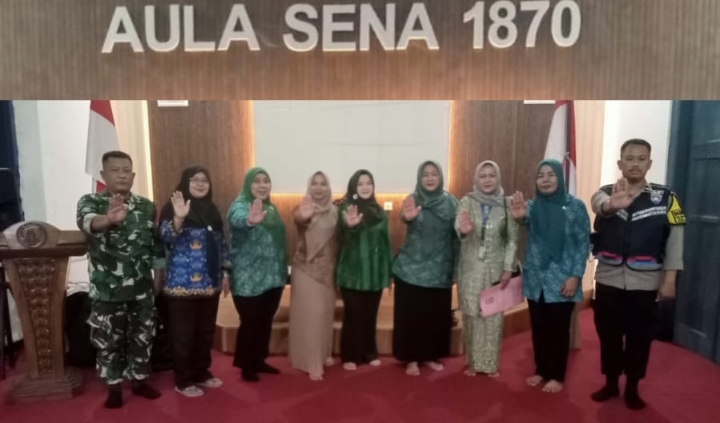 Bhabinkamtibmas Polsek Jatisari Hadiri Kegiatan Evaluasi PATBM oleh PPA Kabupaten Karawang