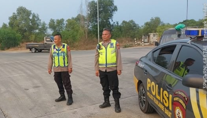 Antisipasi Kepulangan Karyawan, Personel Polsek Telukjambe Barat Patroli di Kawasan THK