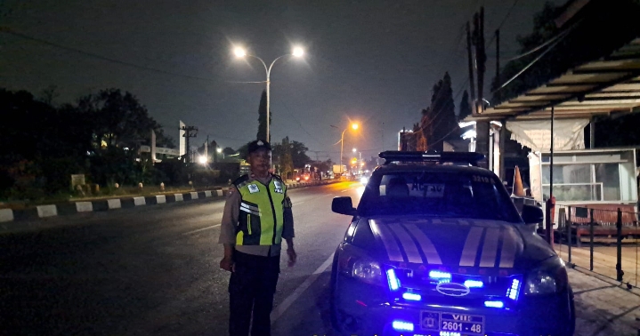 Amankan Perbatasan Klari – Purwasari, Polsek klari Lakukan Patroli Strong Point ‎