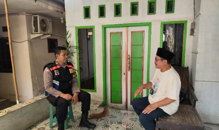 Antisipasi Kenakalan Remaja, Bhabinkamtibmas Desa Walahar Polsek Klari Himbau Warga Awasi Anak-anaknya
