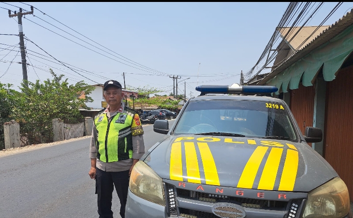 Personil Polsek Klari Melaksanakan Patroli Presisi di Wilayah Walahar 