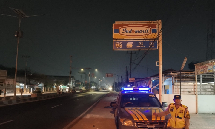 Jaga Kamtibmas Kondusif, Polsek Klari Patroli dinihari di Pertigaan Kopel