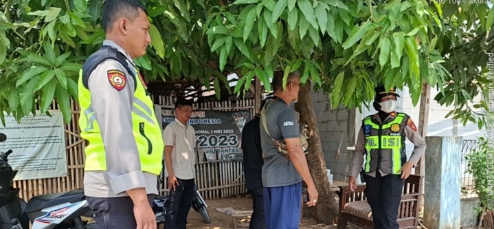 Polsek Telukjambe Barat Gencarkan Patroli Cegah Karhutla, Imbau Warga Tidak Membakar Lahan