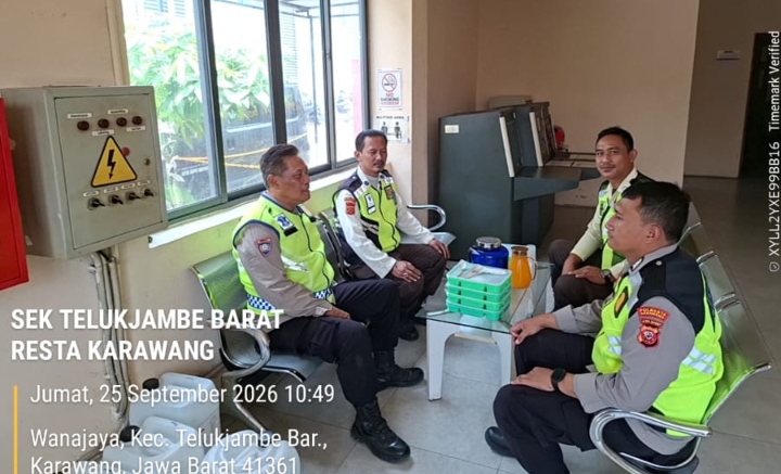 Patroli Polsek Telukjambe Barat Sambang Kamtibmas Ke Pos Security PT Rininos