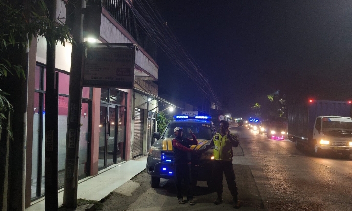 Polsek Klari Melaksanakan Patroli Antisipasi Gangguan Kamtibmas, Sasaran Jalan Raya Kosambi Curug