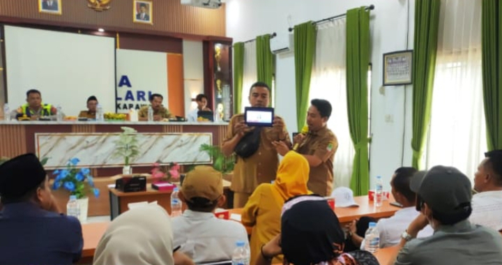 ‎Kapolsek Klari Bersama Muspika Hadiri Sosialisasi Pilkades Serentak 2026 di Desa Klari