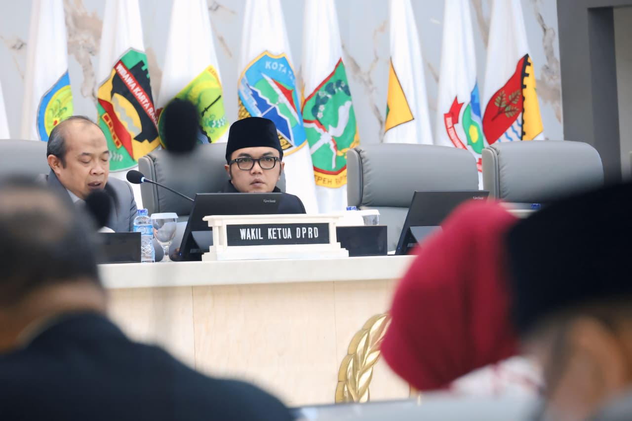 DPRD Jabar Gelar Rapat Paripurna Bahas Perubahan BUMD Pengelola BIJB dan Susunan Perangkat Daerah