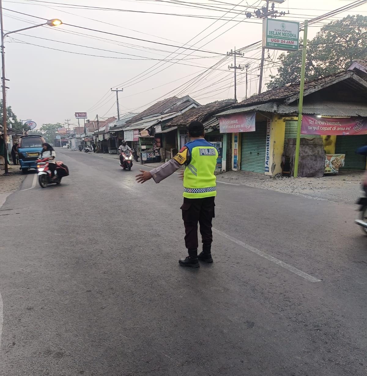 Prekat Polsek Banyusari Giat Patroli Jalan Raya Antisipasi Kejahatan