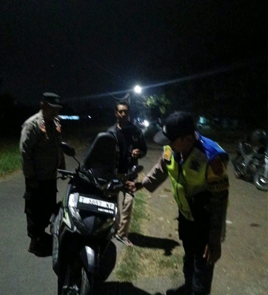 Polsek Banyusari Gencar Melaksanakan Razia Sepeda Motor Berknalpot Brong