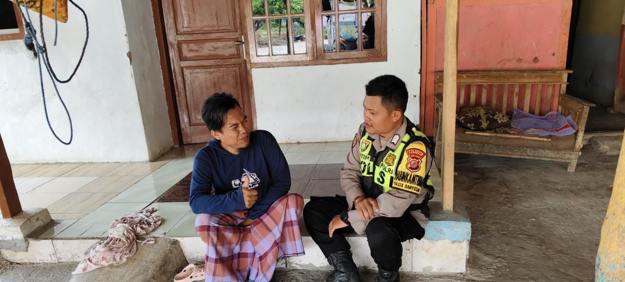 Prekat Polsek Banyusari Sosialisasikan Bahaya TPPO