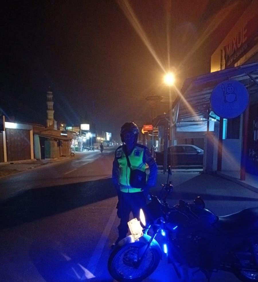 Prekat Polsek Banyusari Giat Patroli Jalan Raya Antisipasi Kejahatan