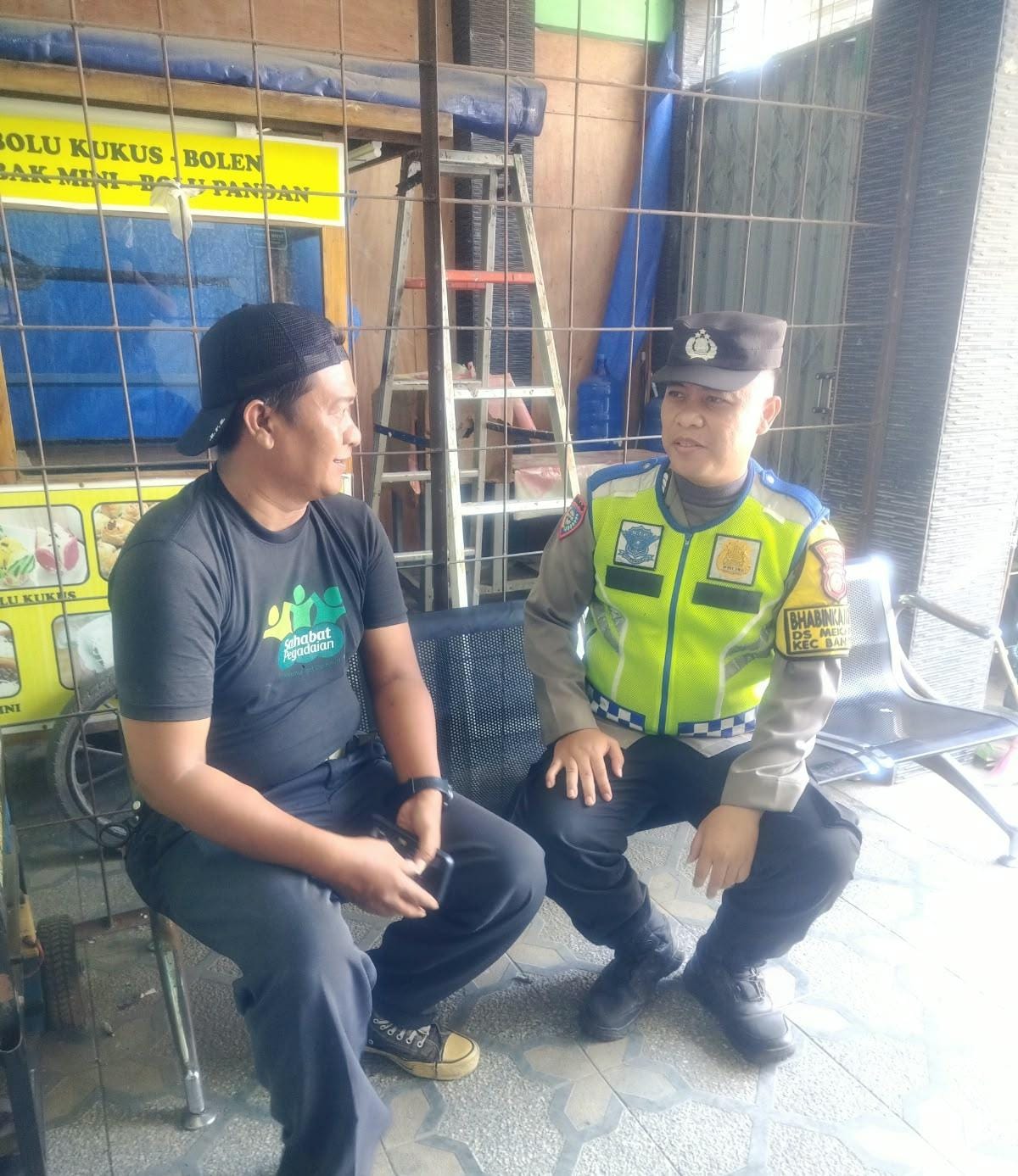 Prekat Polsek Banyusari Sosialisasikan Bahaya TPPO