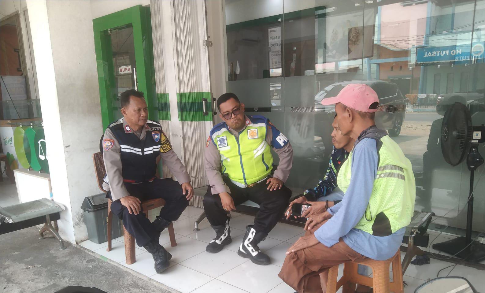 Ciptakan Kondusifitas Lingkungan, Polsek Telagasari Sebar Himbauan Kamtibmas