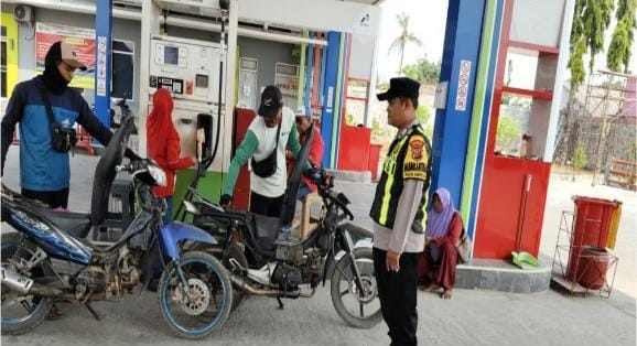 Kunjungi SPBU Gempol Patroli Prekat Polsek Banyusari di Siang Hari