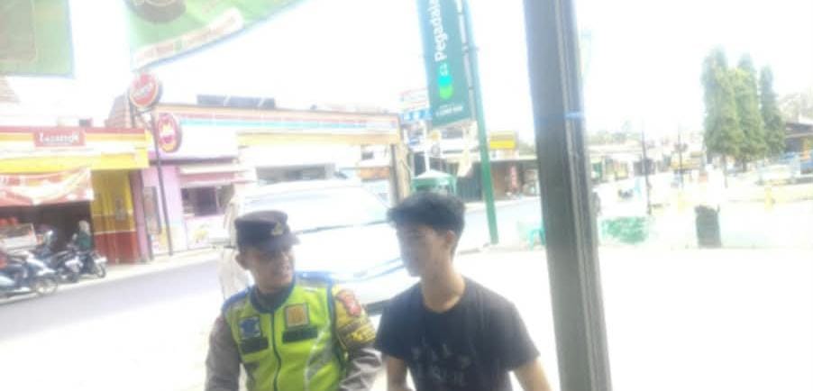 Prekat Polsek Banyusari Sosialisasikan Bahaya TPPO