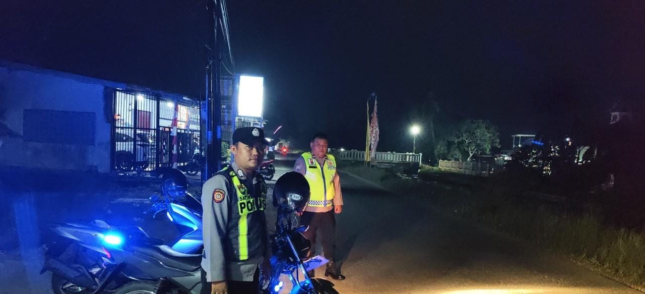 Prekat Polsek Banyusari Giat Patroli Jalan Raya Antisipasi Kejahatan