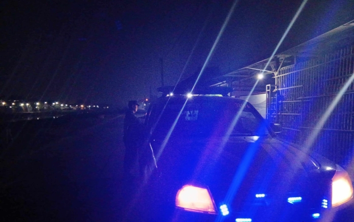 ‎Patroli Dini Hari, Personel Polsek Klari Sisir Jalan Irigasi Belendung Antisipasi Tawuran, Balap Liar, dan C3