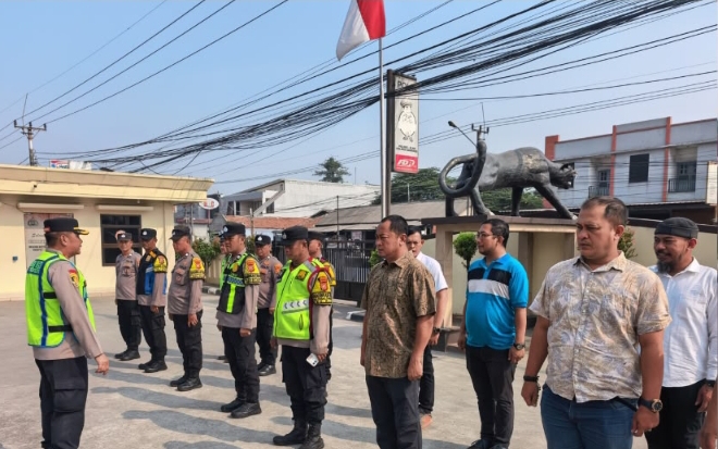 ‎Jelang Penetapan Calon Pilkades Serentak 2026, Kapolsek Klari Pimpin Apel Kesiapan Pengamanan
