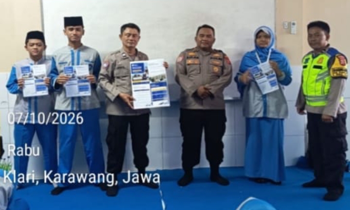 Polsek Klari Polresta Karawang Sosialisasikan SPMB SMA Taruna Kemala Bhayangkara kepada Siswa SMP IT Sehati