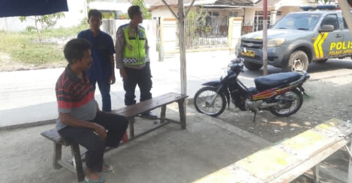 ‎Personel Polsek Jatisari Laksanakan Patroli Siang untuk Antisipasi Gangguan Kamtibmas di Dusun Kertajaya ‎