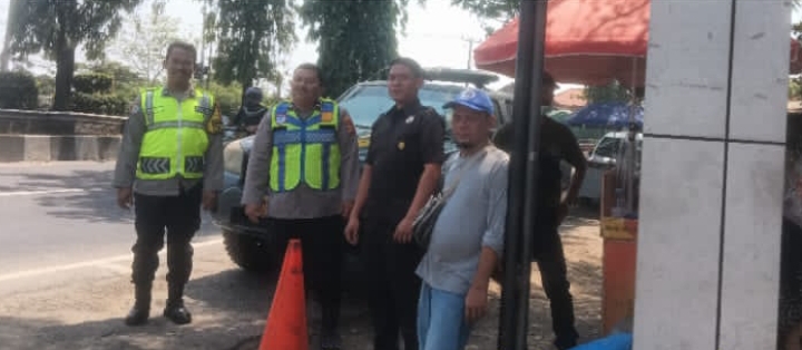 Patroli KRYD Polsek Jatisari Sasar Parkiran RS Medika Cikalong ‎
