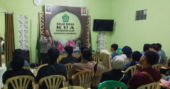 KUA Klari Gandeng Polsek Klari, Calon Pengantin diberi Edukasi Bahaya Narkoba