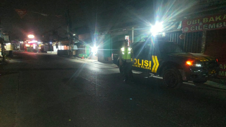 Polsek Klari Antisipasi 3C dan Tawuran Lakukan Patroli Dinihari di Jalan Raya Kosambi Telagasari